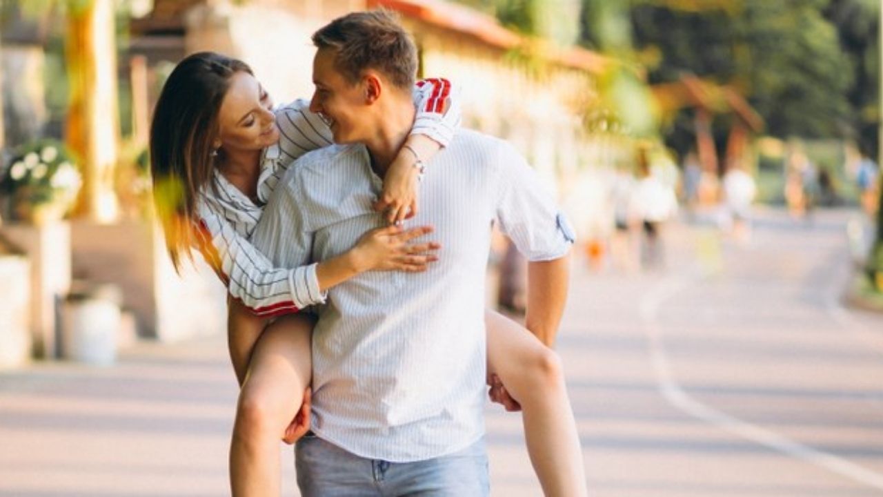 10 Ways To Treat A Man Right To Make Him Happy